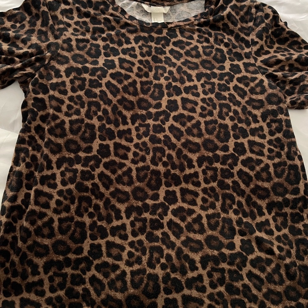 H&M 🐆 Print Top Size S